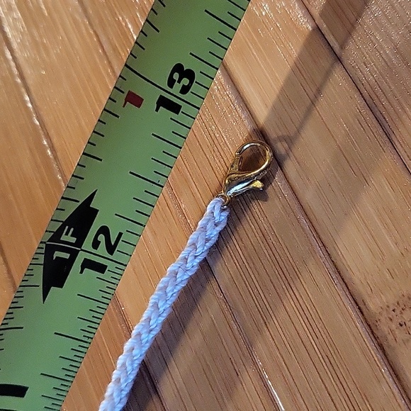 Choker - Picture 4 of 4